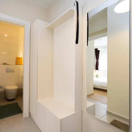Apartamento 2 Bedroom W. Balcony & Elevator @ Cihangir No:4 Estambul