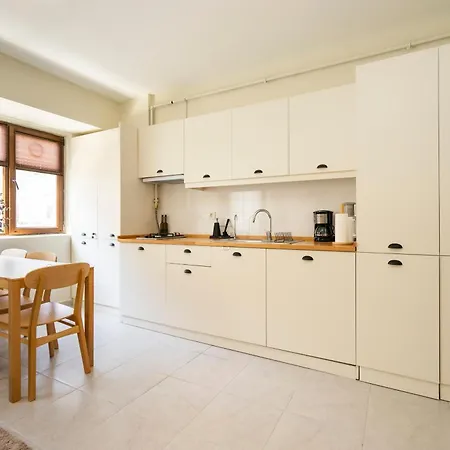 2 Bedroom W. Balcony & Elevator @ Cihangir No:4 Apartamento Estambul