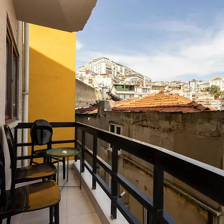 2 Bedroom W. Balcony & Elevator @ Cihangir No:4 *